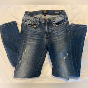Judy Blue Size 27 Relaxed Fit Jeans
